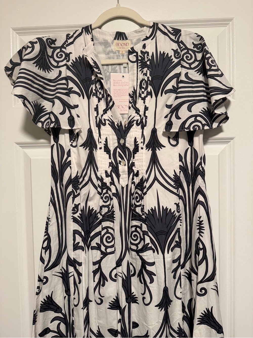 Beyond by Vera White Shirt Dress with Black Botanical Print